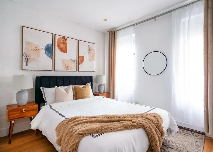 1290-7 New Renovated 2 Bedrooms In Ues
